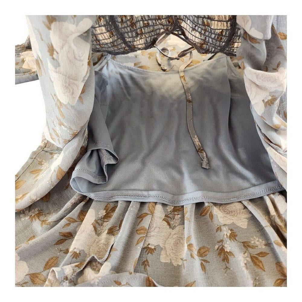 AMERICAN EAGLE Smocked Floral Blouse Blue Cream Ivory Boho Peplum Size Small - Picture 11 of 11